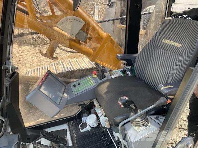 Liebherr HS 8100 HD Trossekskavaatorid