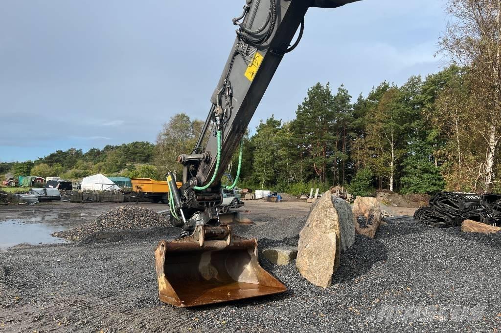 Volvo EC 220 DL Roomikekskavaatorid