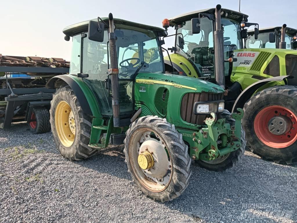 John Deere 5820 Traktorid