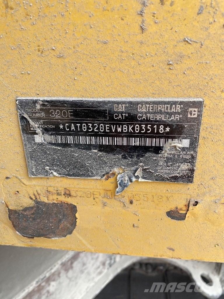CAT 320 EL Roomikekskavaatorid