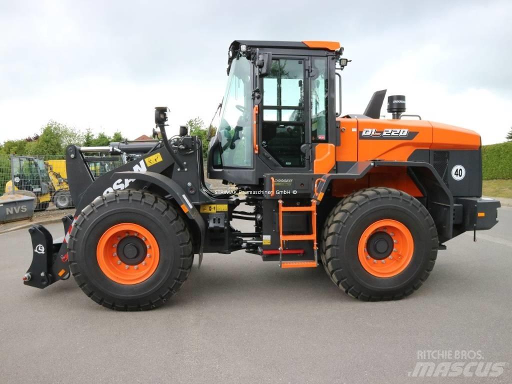 Doosan DL 220-7 Rataslaadurid