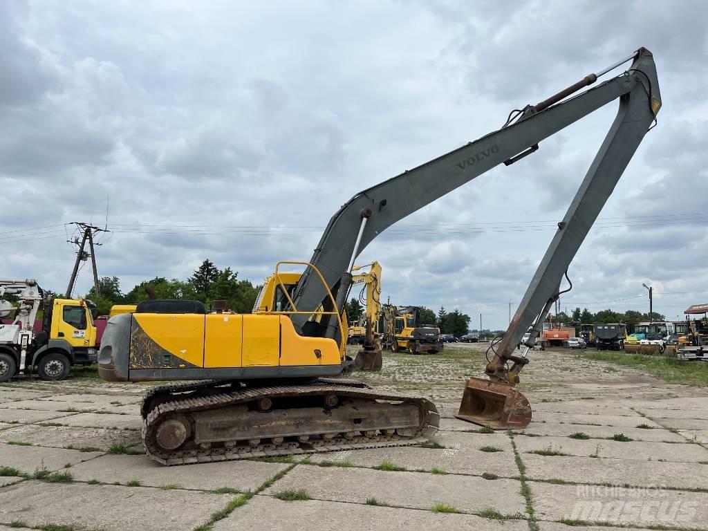 Volvo EC 240 LR Pika noolega ekskavaatorid