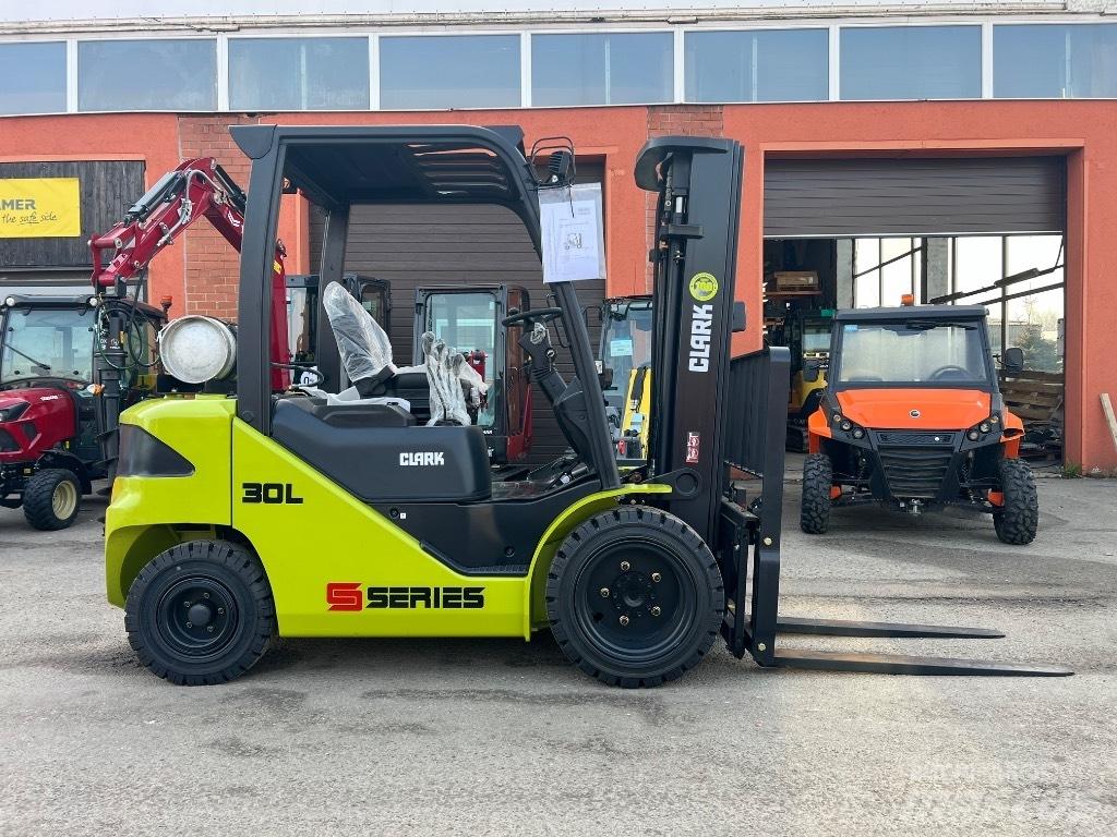 Clark S 30 L Gaasitõstukid