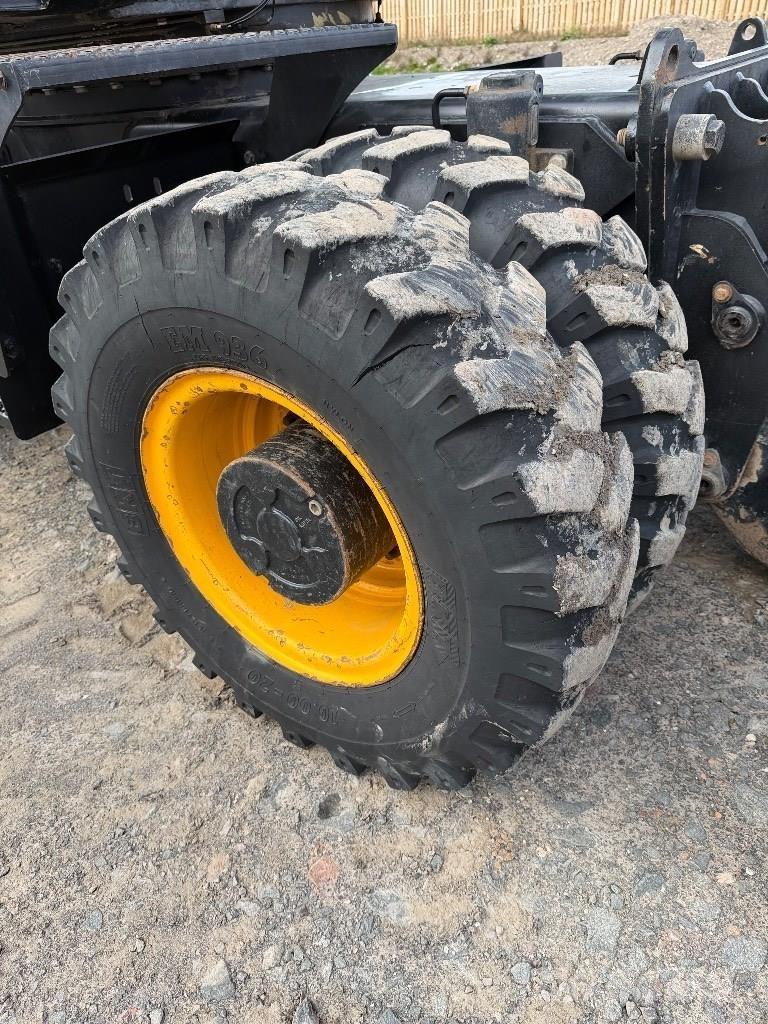 JCB JS 160 W Ratasekskavaatorid