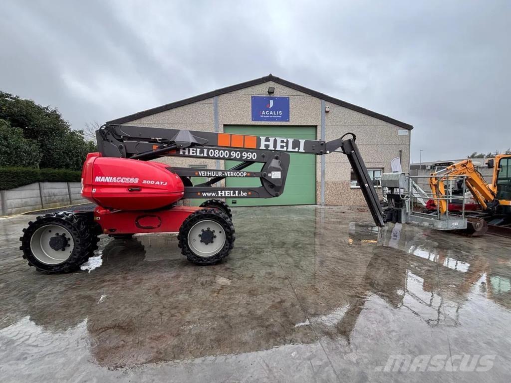 Manitou 200 ATJ Iseliikuvad poomtõstukid
