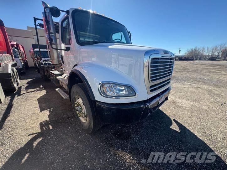 Freightliner M2 Trossüsteemiga vahetuskere veokid
