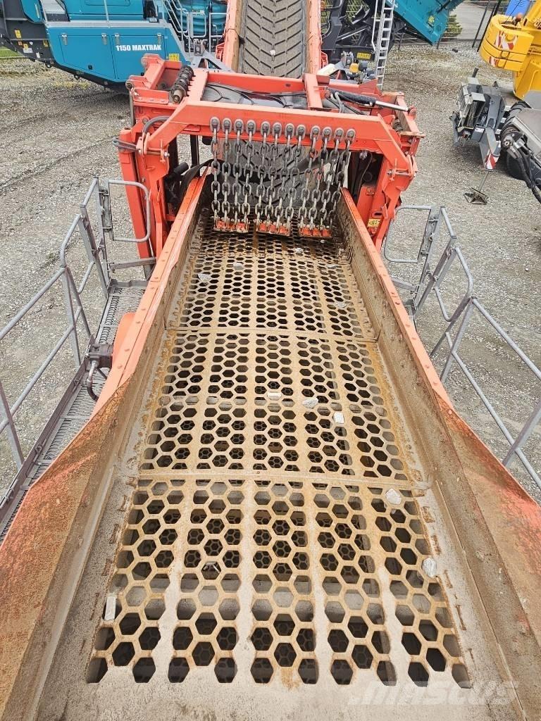 Terex Finlay 883+ Iseliikuvad sõelad