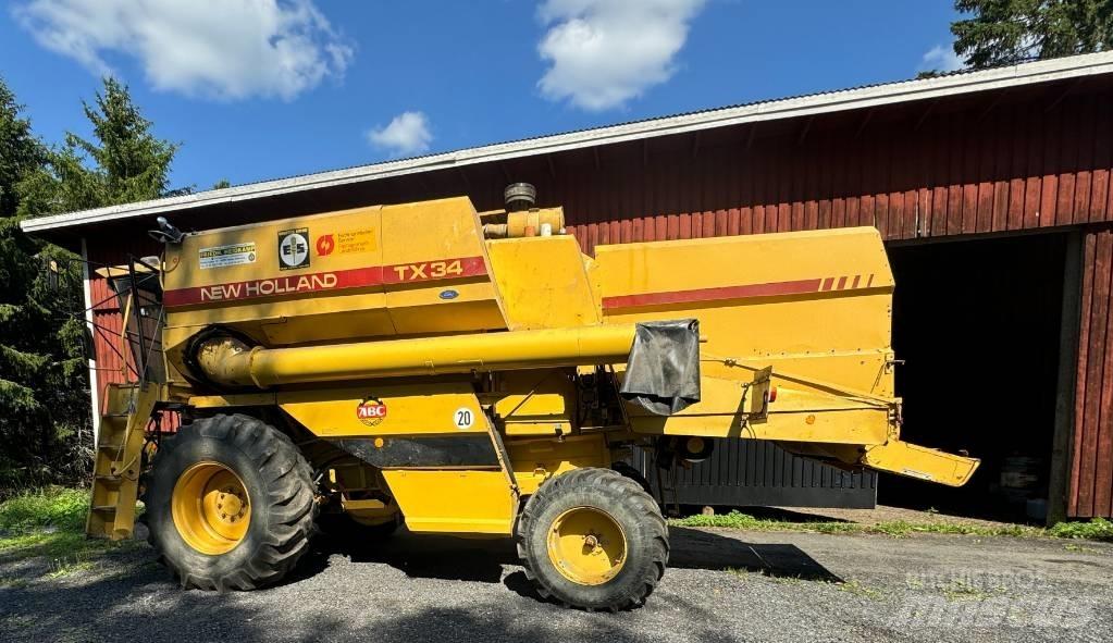 New Holland TX 34 Teraviljakombainid