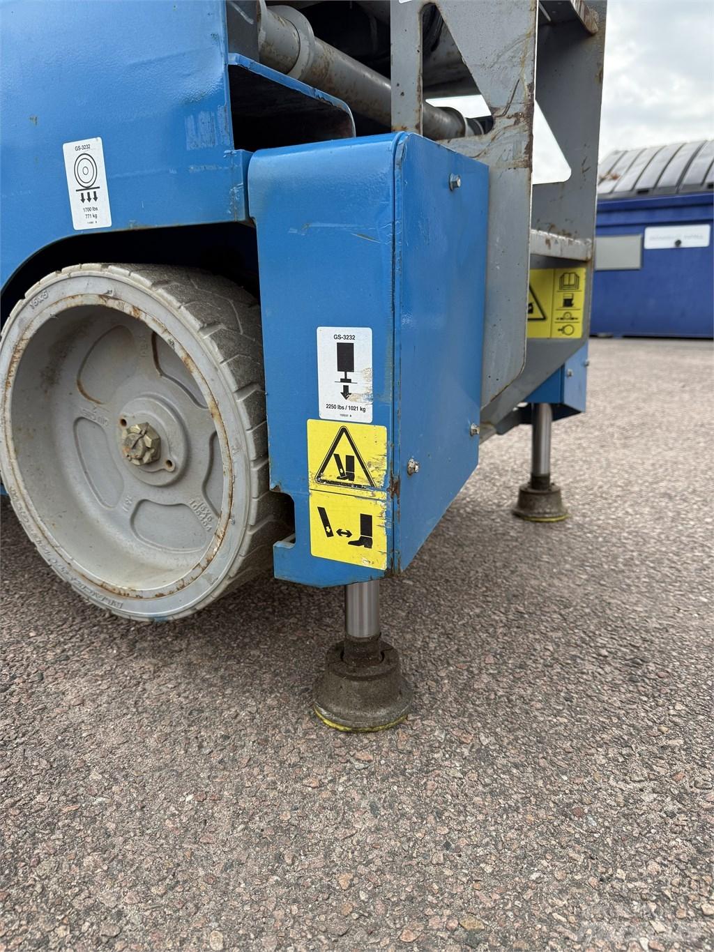 Genie GS3232 Käärtõstukid