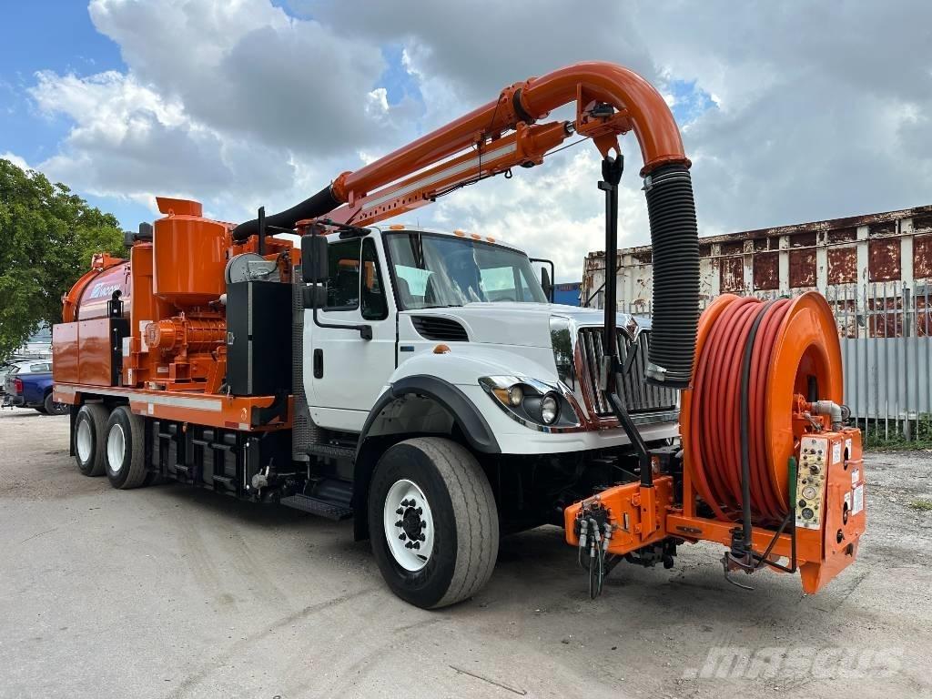 International 7400 Vaakumautod