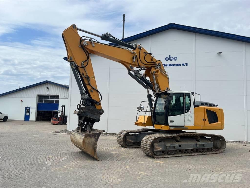 Liebherr 936 LC Roomikekskavaatorid