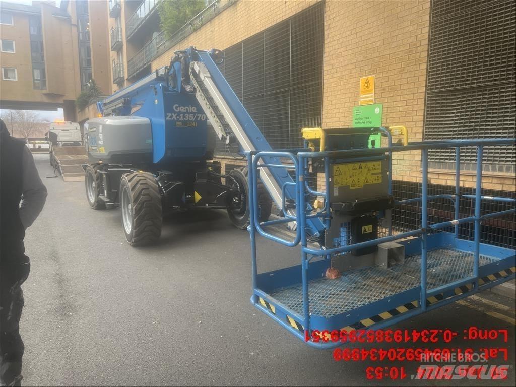 Genie ZX 135/70 Iseliikuvad poomtõstukid