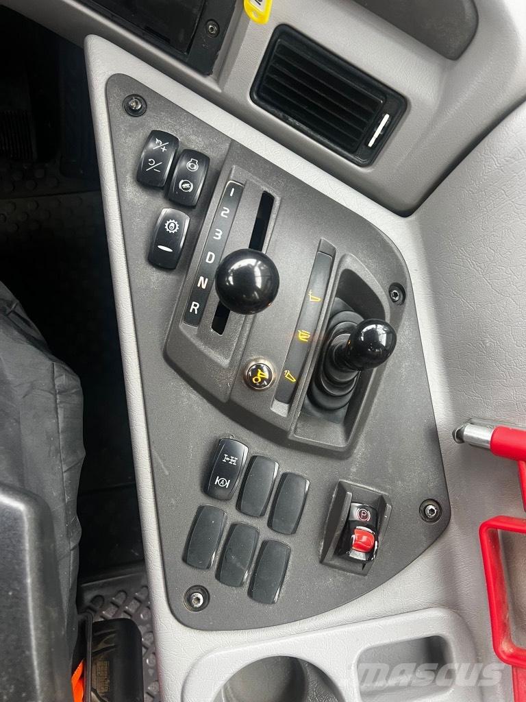 Volvo A 30 G Liigendraamiga pinnaseveokid