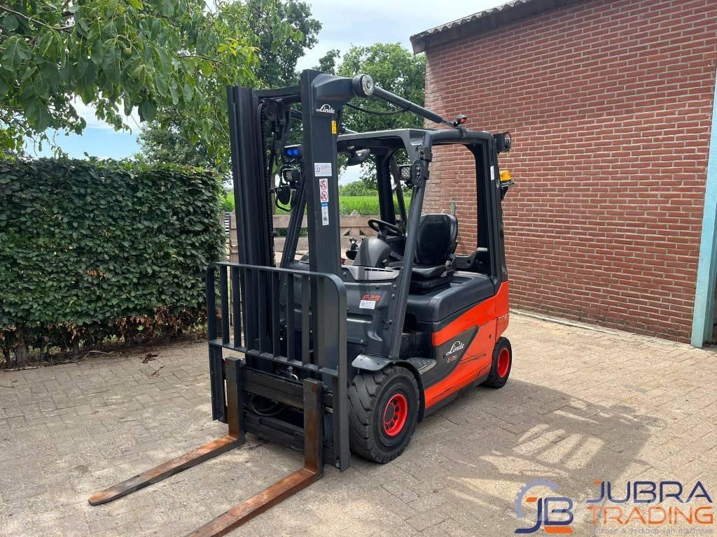 Linde E25-01 Elektritõstukid