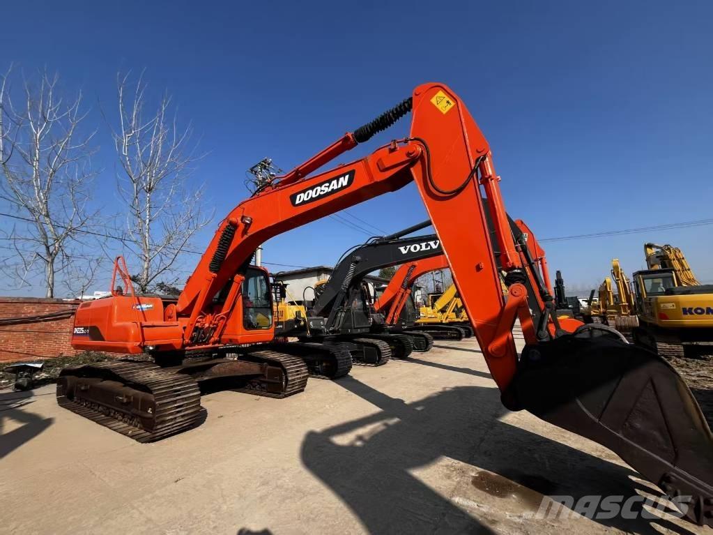 Doosan DH225 LC-7 Roomikekskavaatorid