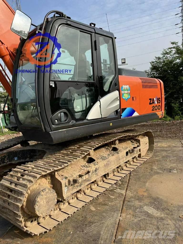 Hitachi ZX 200-5 G Roomikekskavaatorid