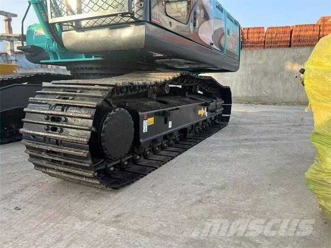 Kobelco SK 200 Roomikekskavaatorid