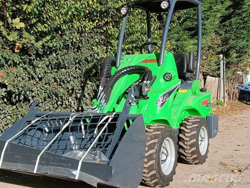 Avant 423 Mitmeotstarbelised laadurid