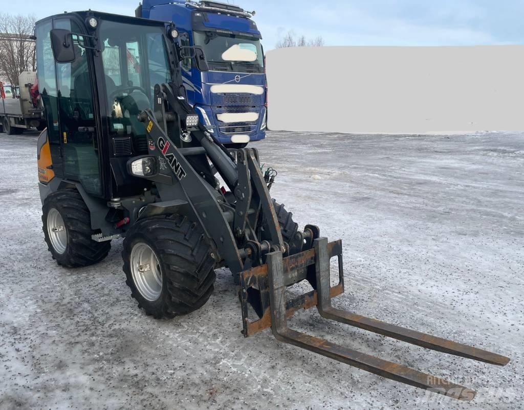 Gigant 2200 E Väikelaadurid