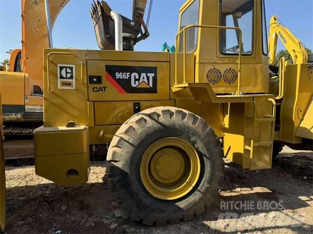 CAT 966 F Rataslaadurid