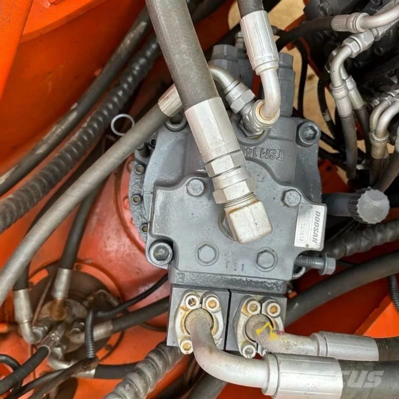 Doosan DX225-9C Roomikekskavaatorid