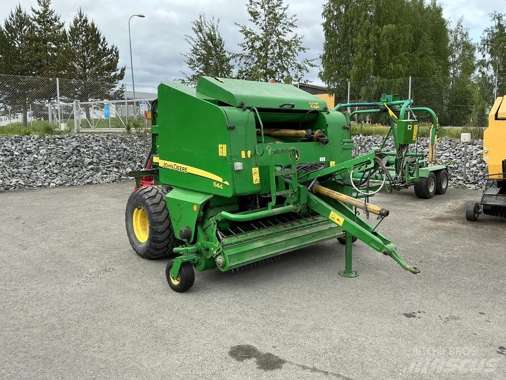 John Deere 644 Ruloonpressid