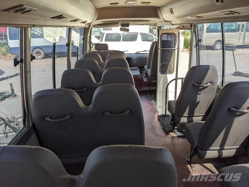 Toyota Coaster Bus Väikebussid