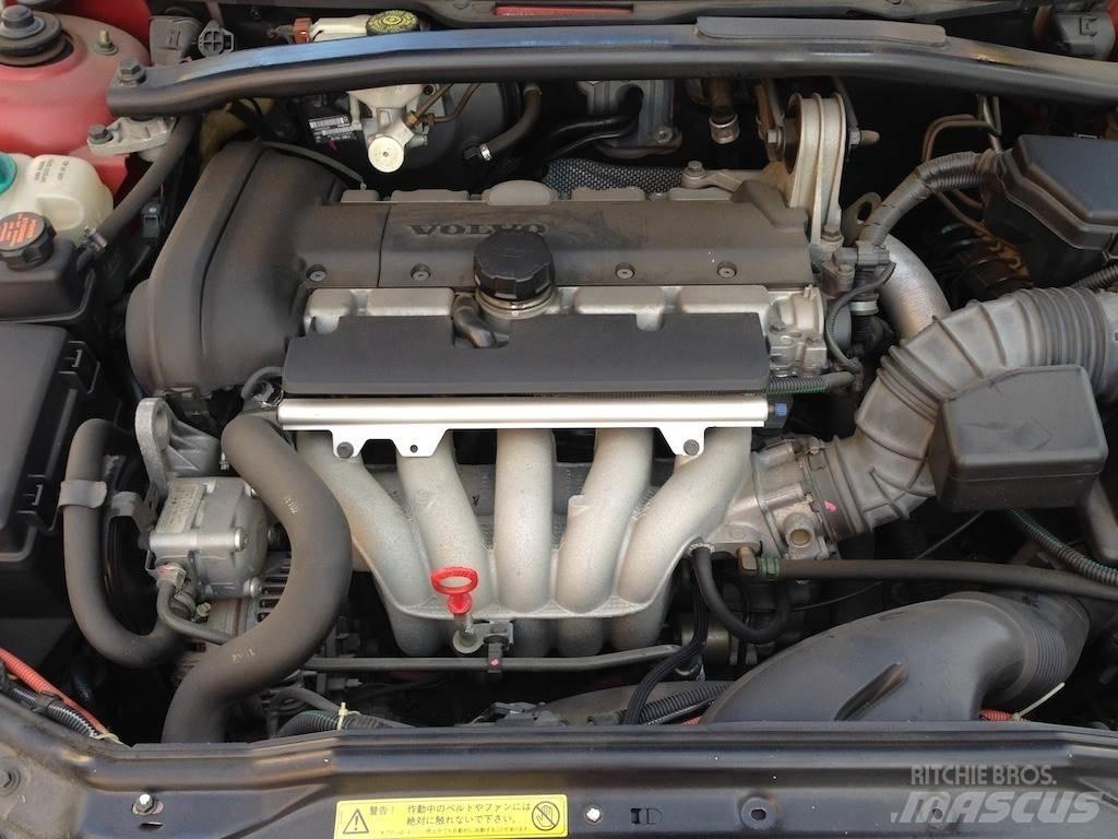 Volvo LA-SB5244W Sõiduautod