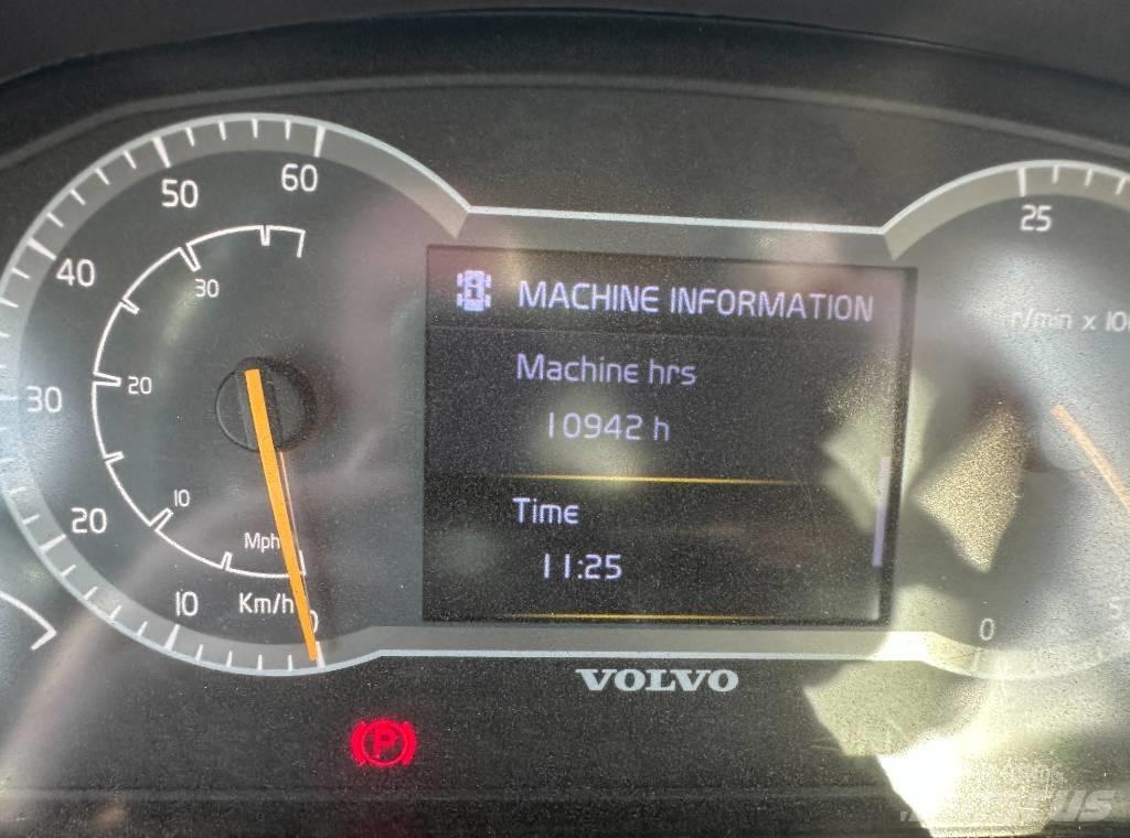 Volvo L 260 H Rataslaadurid
