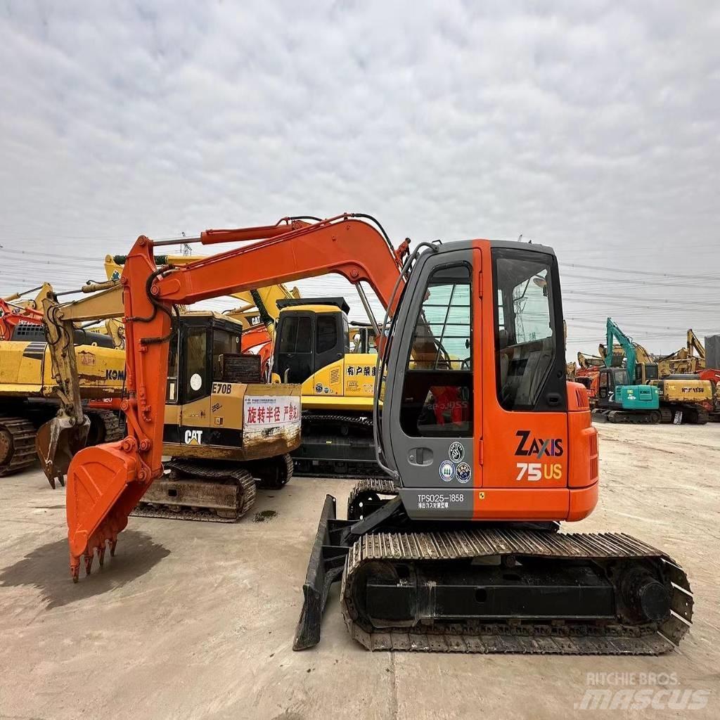 Hitachi ZX 75 US Väikeekskavaatorid 7t-12t