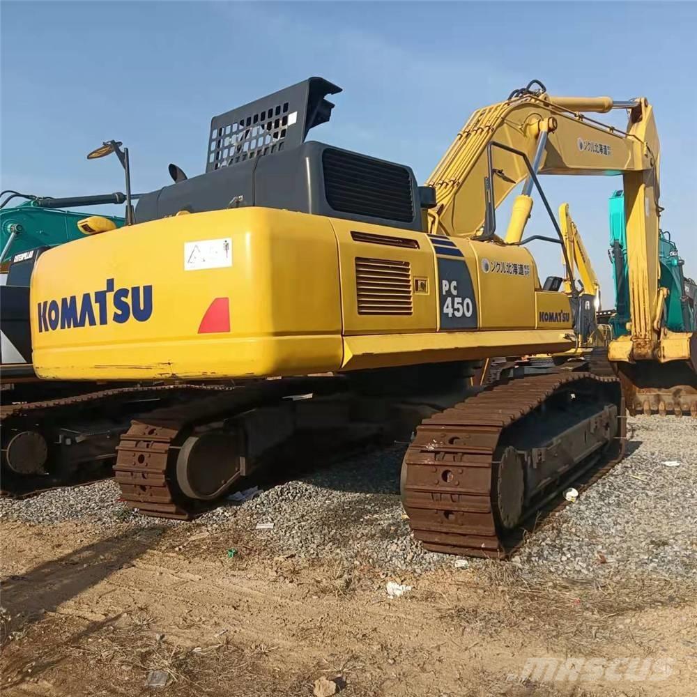Komatsu PC450-8 Roomikekskavaatorid