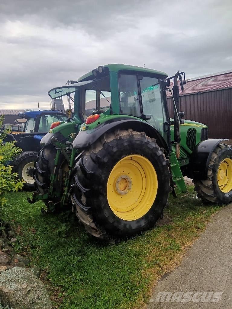 John Deere 6820 6820 Traktorid