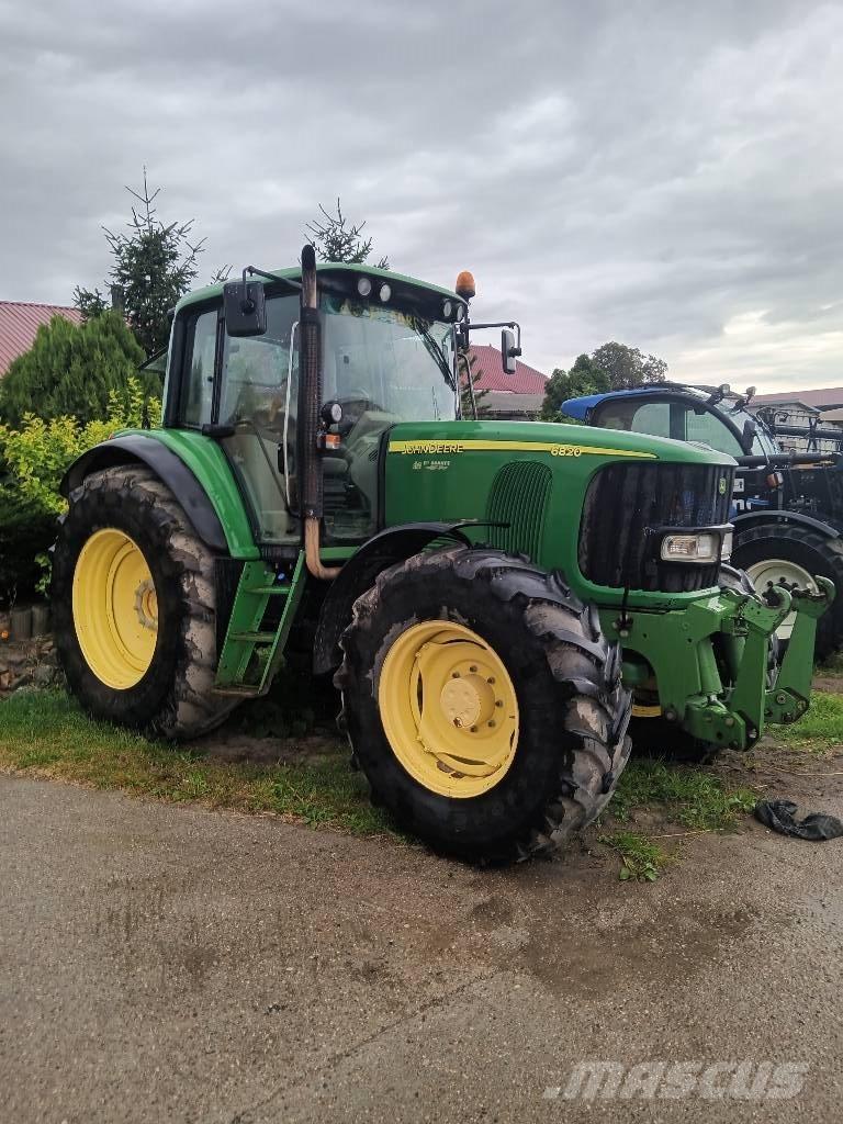 John Deere 6820 6820 Traktorid