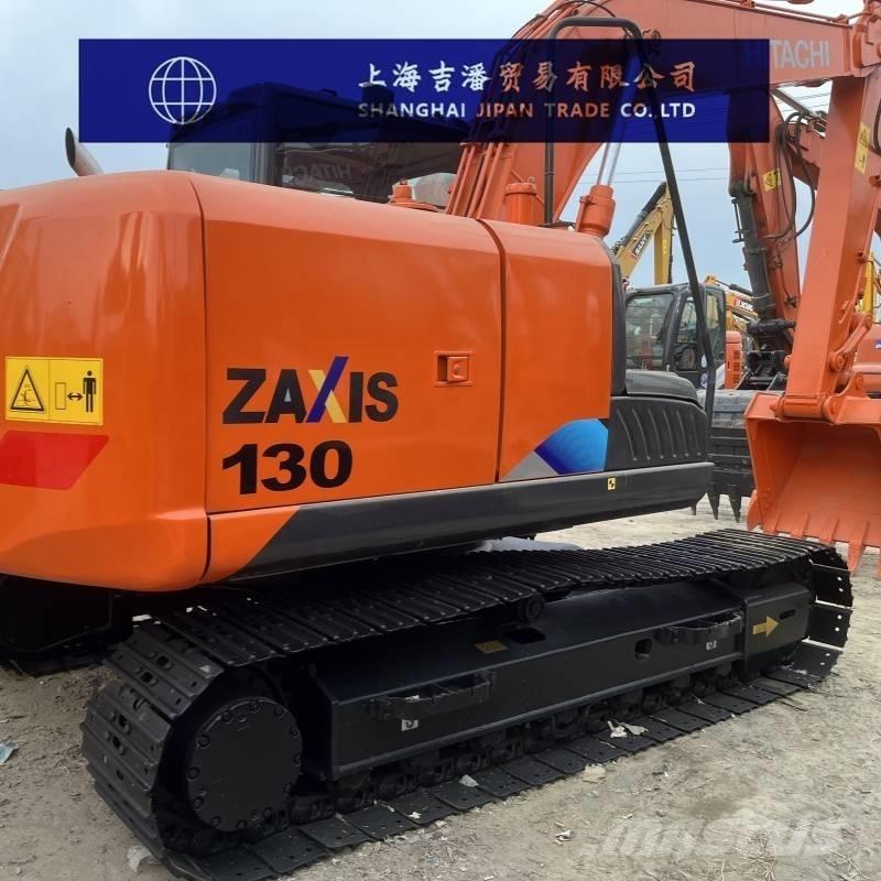 Hitachi ZX 130 Väikeekskavaatorid 7t-12t