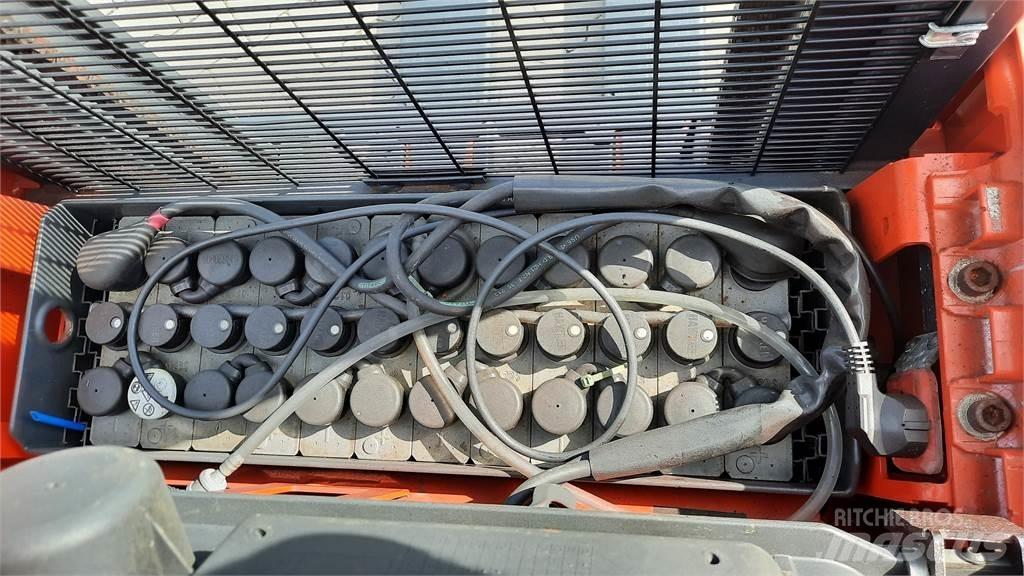 Linde L16 - BR1173 Järelkäidavad virnastajad