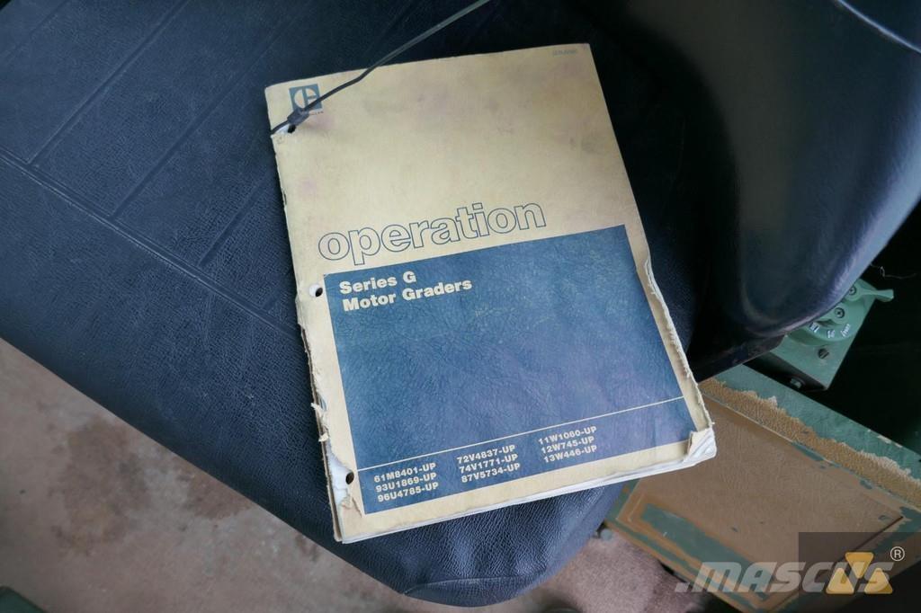 CAT 130G Ex-army Greiderid