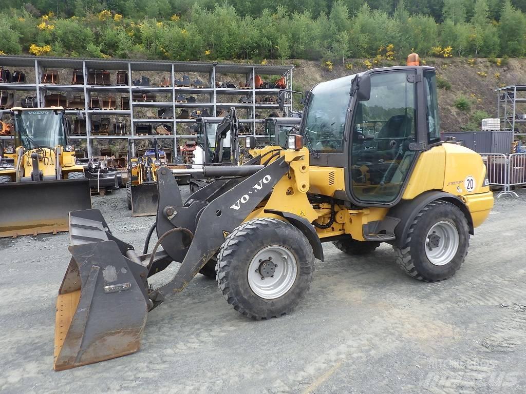 Volvo L 25 B Rataslaadurid