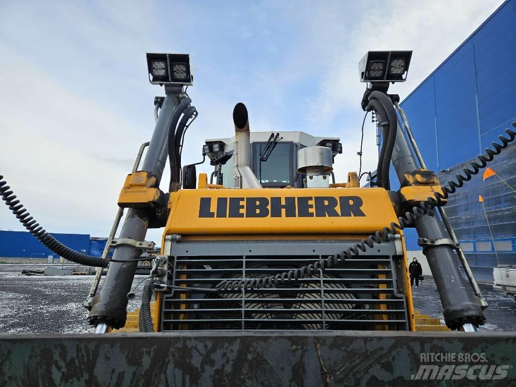 Liebherr 736 LGP Buldooserid