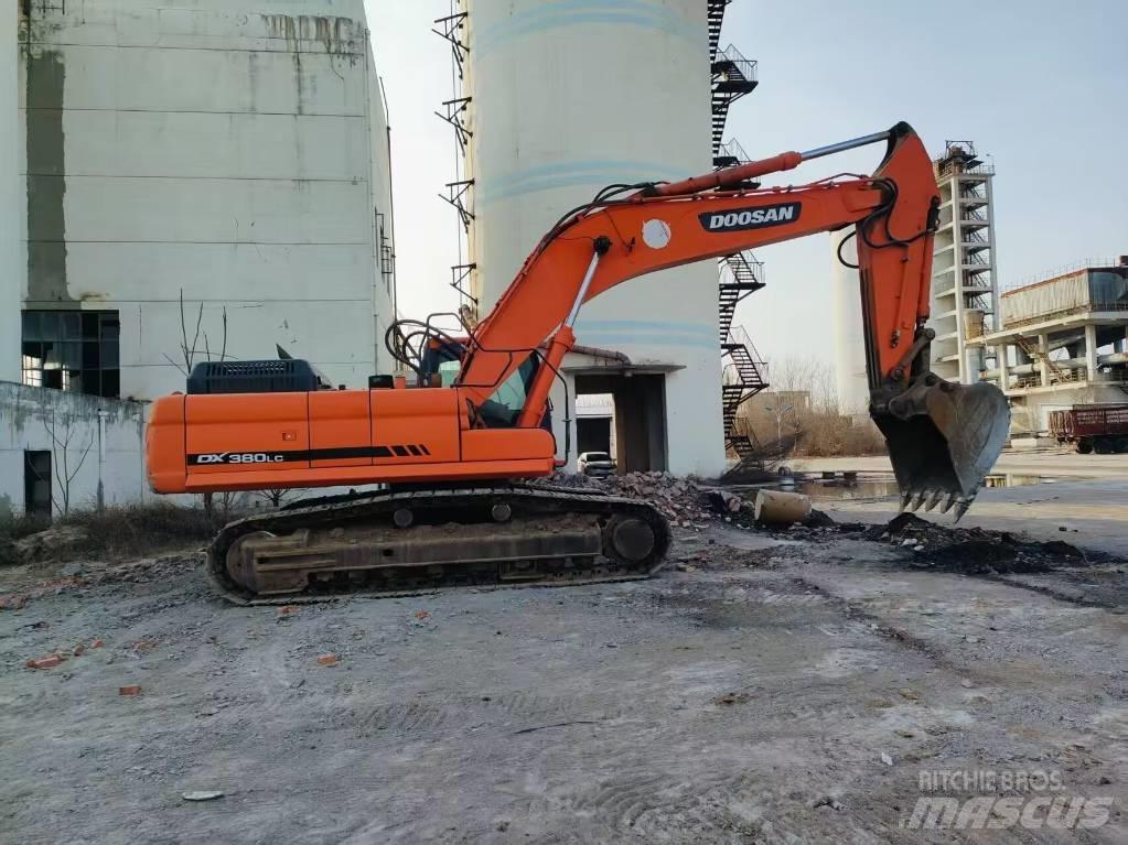 Doosan DX 380 LC Roomikekskavaatorid