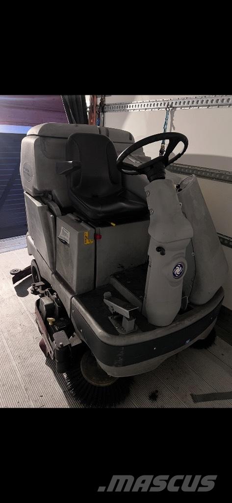 Nilfisk BR 1100S Põrandapesumasinad