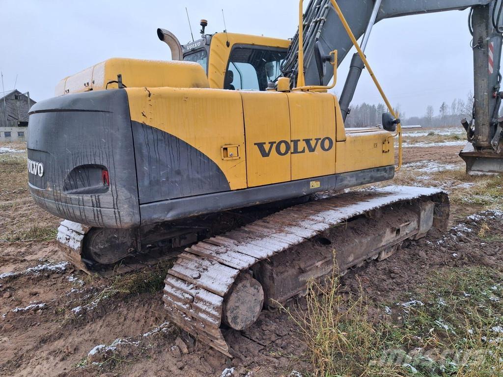 Volvo EC210 BLC Roomikekskavaatorid
