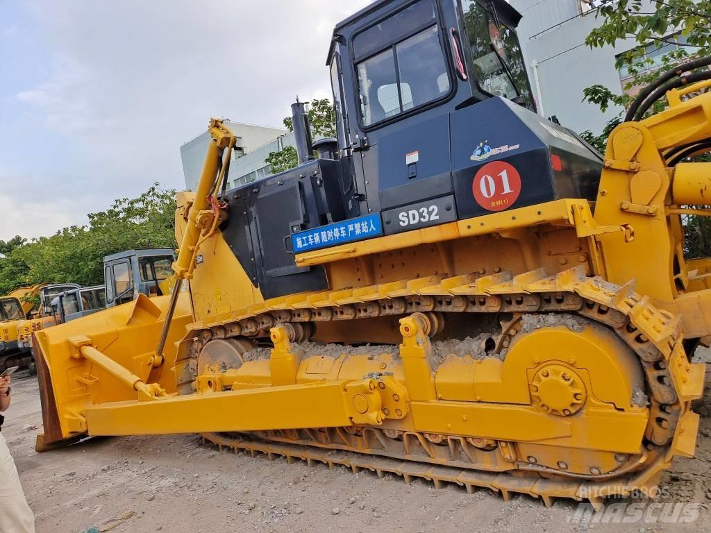 Shantui SD 32 Buldooserid