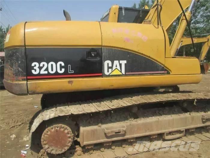 CAT 320 C Roomikekskavaatorid