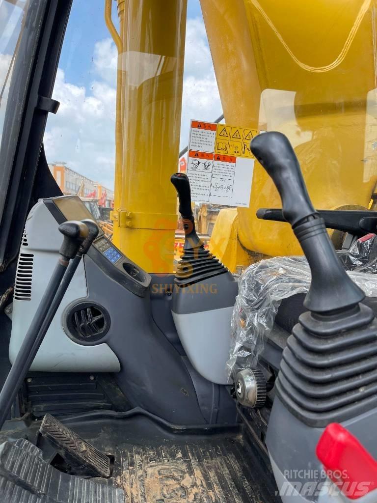 Komatsu PC 450-8 Roomikekskavaatorid