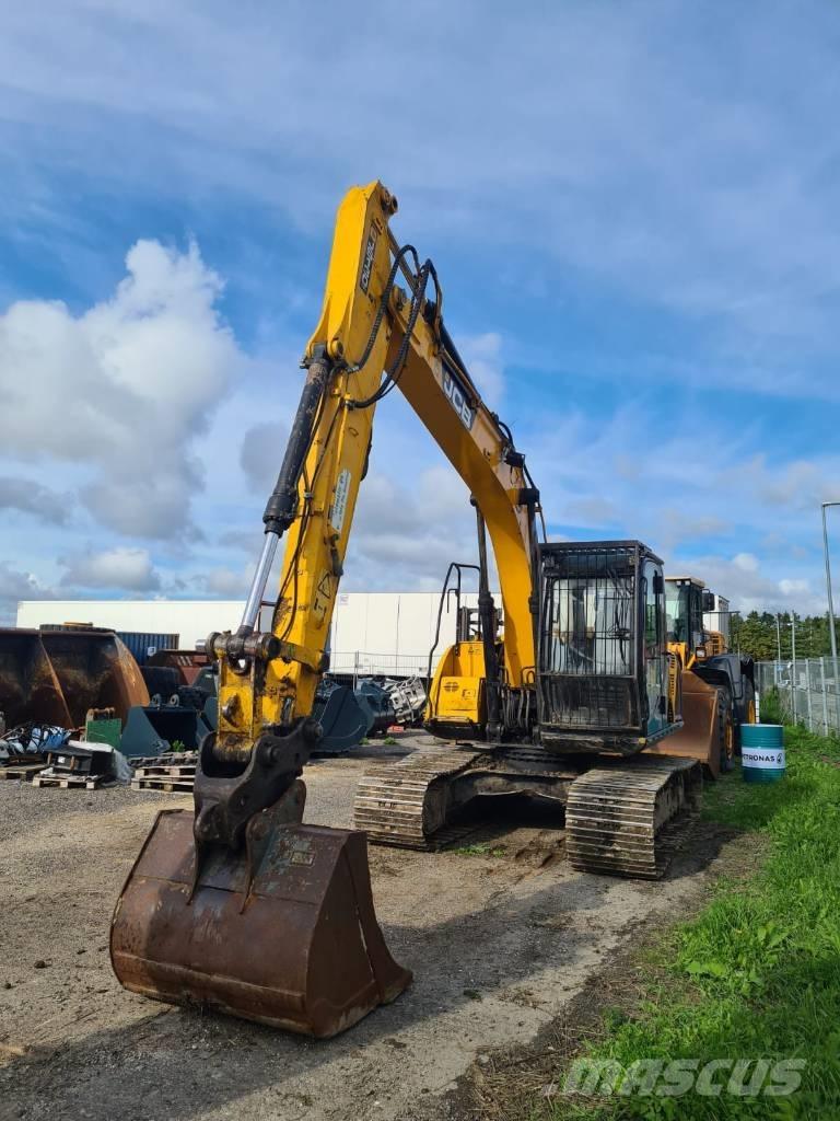 JCB JS 130 LC Roomikekskavaatorid