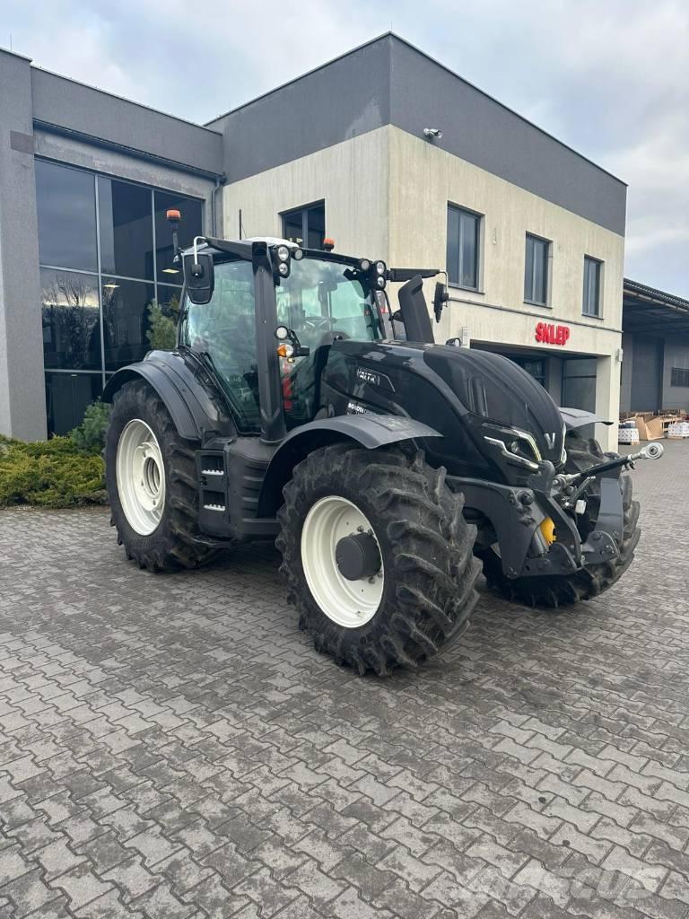 Valtra T 235 Traktorid