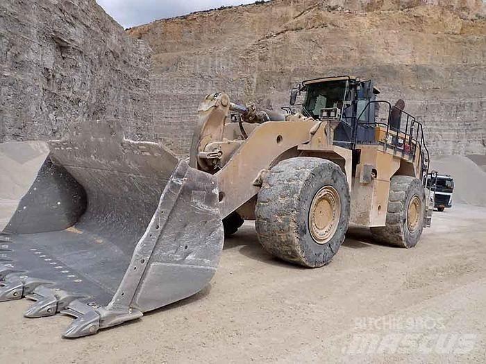 CAT 988K Rataslaadurid