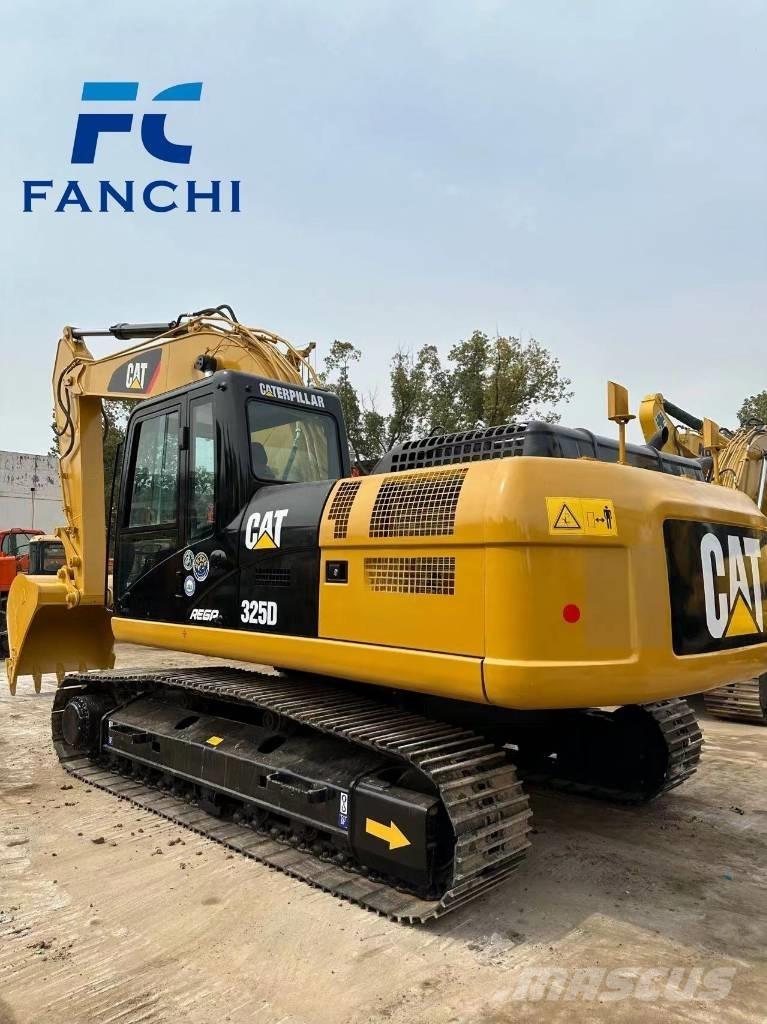 CAT 325D Roomikekskavaatorid