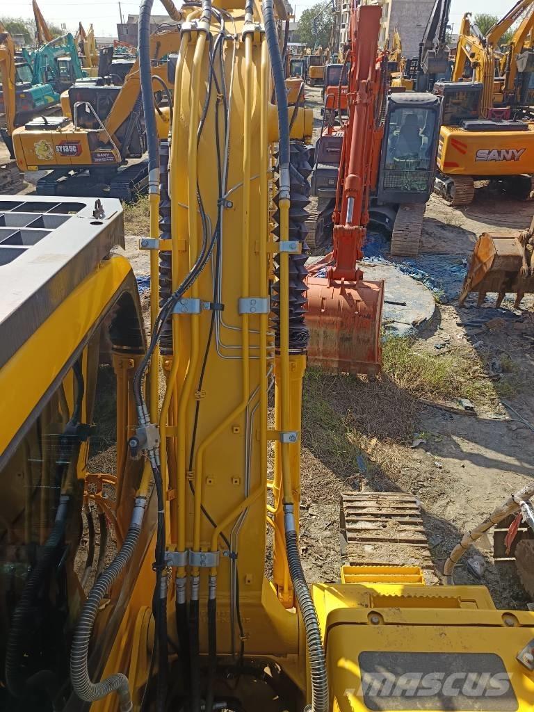Komatsu PC 130 Roomikekskavaatorid