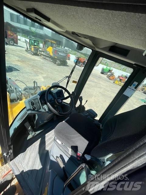 Volvo L 30 G Rataslaadurid